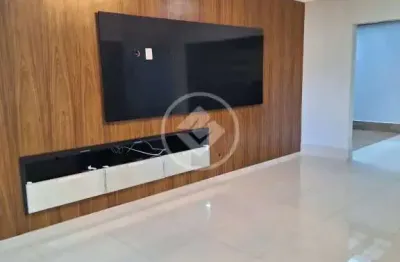 Sobrado à venda no condomínio mont serrat, com móveis planejados na sala, cozinha e nas 03 suítes. codigo: 124886