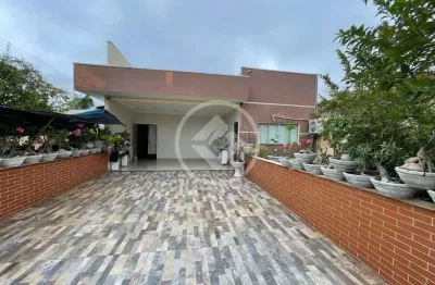 Casa com 4 quartos à venda na Avenida Presidente Arthur Bernardes, 98, Centro Sul, Cuiabá