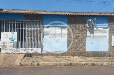 Casa no bairro morada do ouro i, com 5 quartos sendo 3 suítes cozinha externa, quartos externos, garagens para 3 carros de esquina ótima localização codigo: 145679