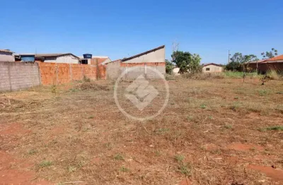 Vende-se dois terrenos no bairro petrópolis - 24x60 - 720m² - ótima localização  - ao lado da av. chapéu do sol - várzea grande - mt - valor: r$ 135.000,00 codigo: 98110