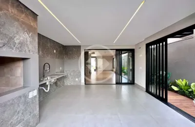 Sobrado exuberante em condomínio florais do parque, 5 suítes,2 salas, banheiro na área de piscina, 2 cozinhas, revestimentos portinari, garagem para 4 carros, piscina e jardinagem. codigo: 154494