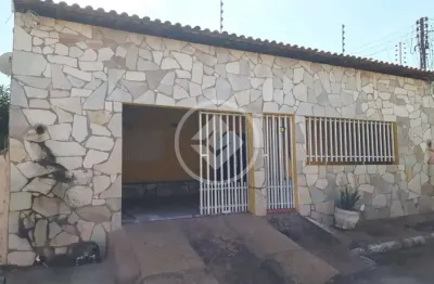 Casa com 2 quartos à venda na Das Gralhas, 20, Jardim Imperial, Cuiabá