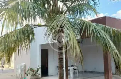 Casa com 3 quartos à venda na Rua Benedito Vaz Figueiredo, 01, Cristo Rei, Várzea Grande