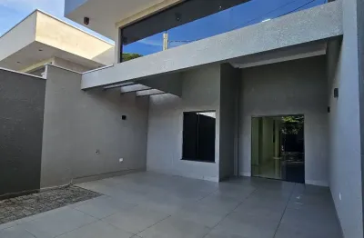 Casa com 3 quartos à venda no Parque das Laranjeiras, Maringá 