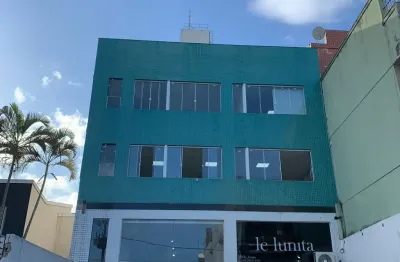 Sala comercial com 1 sala para alugar na Rua Tenente Rui Lopes Ribeiro, 72, Centro, Macaé