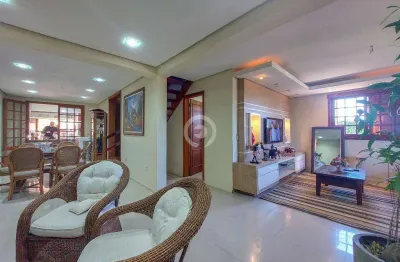 Casa à venda em novo hamburgo, canudos, com 5 quartos, com 230.26 m²