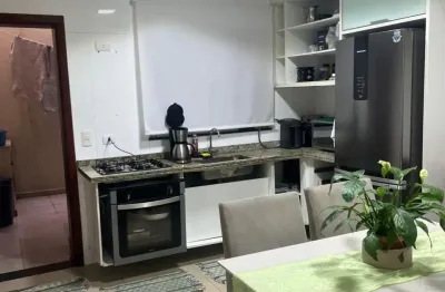Lindo sobrado com 3 dormitórios,  sendo 1 suíte e  2 vagas de garagem
