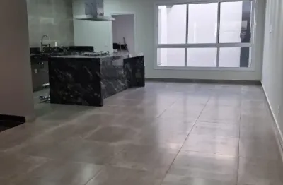 Sobrado alto padrão com 3 suítes e 2 vagas, salão de festas com churrasqueeira