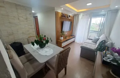 Lindo apto reformado com 2 dormitórios, 1 vaga de garagem e lazer completo