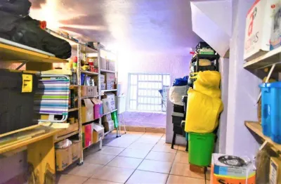 Casa com 3 quartos à venda na rua general cipriano ferreira, 628, centro histórico, porto alegre, 160 m2 por r$ 900.000