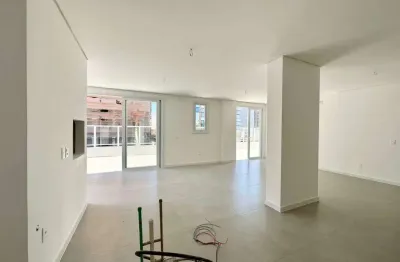 Casa com 4 quartos à venda na rua marabá, 402-403--, navegantes, capão da canoa, 246 m2 por r$ 2.400.000