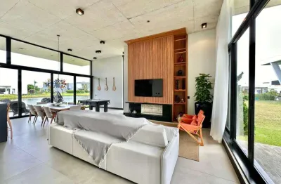 Casa em condomínio fechado com 4 quartos à venda na avenida diamantina, 115-143, rainha do mar, capão da canoa, 238 m2 por r$ 2.800.000