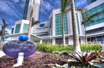 Sala comercial com 3 salas para alugar na Avenida Tancredo Neves, 620, Caminho das Árvores, Salvador