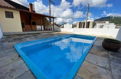 Casa com 5 dormitórios à venda, 287 m² por r$ 1.500.000,00 - panorama - teresópolis/rj