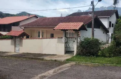 Casa com 3 dormitórios à venda, 144 m² por r$ 800.000,00 - carlos guinle - teresópolis/rj