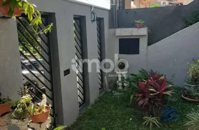 Casa Recém Reformada á Venda em Vila Dominguinho - Votorantim/SP