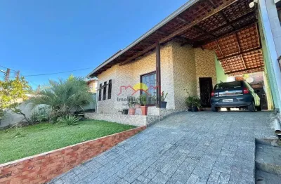 Casa com 3 quartos à venda no Petrópolis, Joinville 