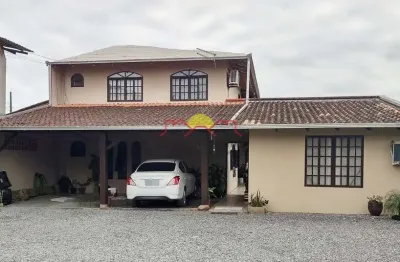 Casa com 5 quartos à venda no Morro do Meio, Joinville 