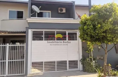 Casa com 2 quartos à venda no Espinheiros, Joinville 