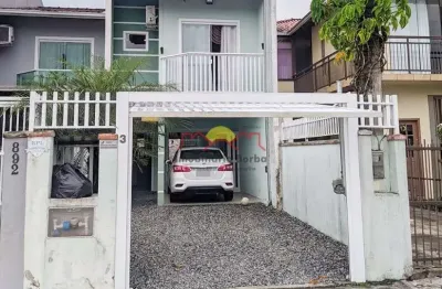 Casa com 3 quartos à venda no Aventureiro, Joinville 