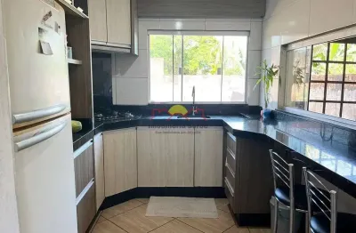 Casa com 5 quartos à venda no Petrópolis, Joinville 