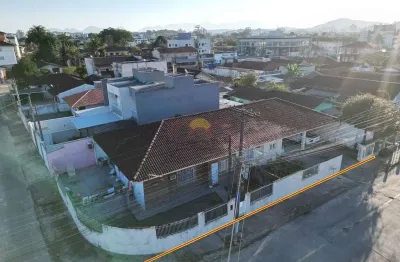 Casa com 6 quartos à venda no Guanabara, Joinville 