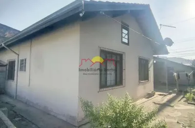 Casa com 3 quartos à venda no Boa Vista, Joinville 