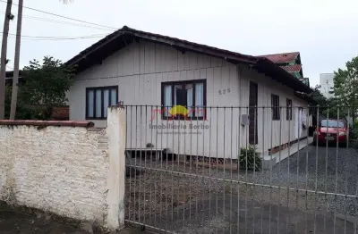 Casa com 3 quartos à venda no Boehmerwald, Joinville 