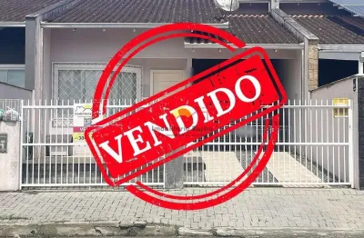 Casa com 2 quartos à venda no Parque Guarani, Joinville 