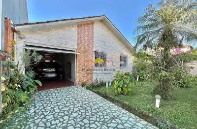 Casa com 4 quartos à venda no Adhemar Garcia, Joinville 