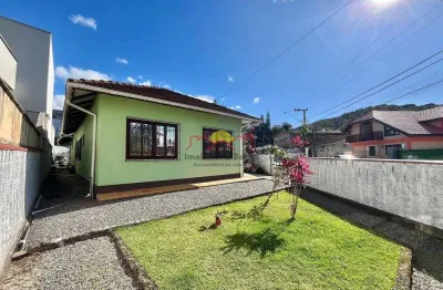 Casa com 3 quartos à venda no Atiradores, Joinville 