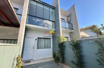 Casa com 2 quartos para alugar no Boehmerwald, Joinville 