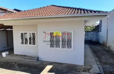 Casa com 2 quartos para alugar no Petrópolis, Joinville 