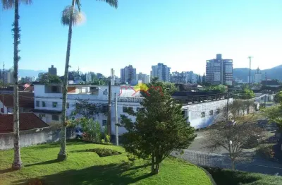 Terreno à venda no Anita Garibaldi, Joinville 