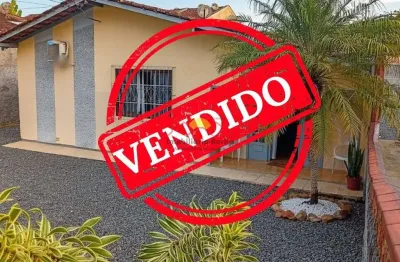Casa com 3 quartos à venda no Petrópolis, Joinville 