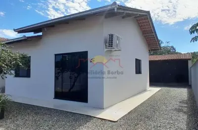 Casa com 2 quartos para alugar no Jardim Paraíso, Joinville 