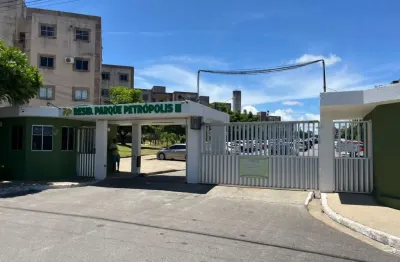 Apartamento com 2 dormitórios no bairro de petrópolis - 44m²