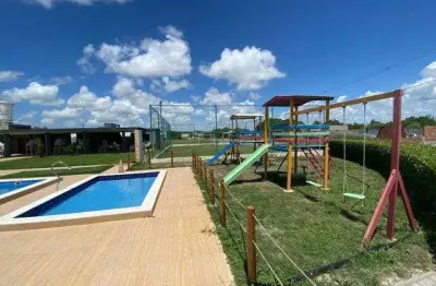 Lote em marechal deodoro sendo em condomínio fechado - 252m²