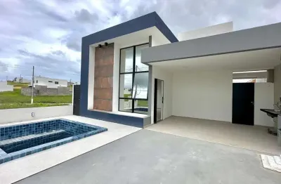 Casa com 3 dormitórios sendo 1 suíte em condomínio fechado - 100m²