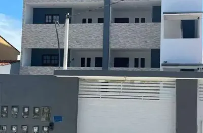Apartamento com 2 dormitórios na próximo à 5min da praia do francês - 72m²