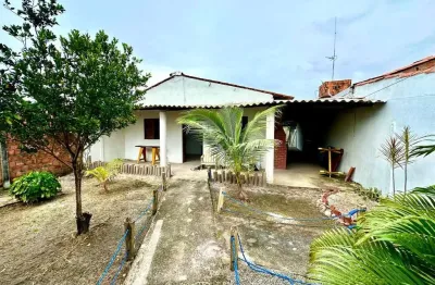 Casa em condomínio fechado na massagueira com 2 dormitórios sendo 1 suíte - 300m²