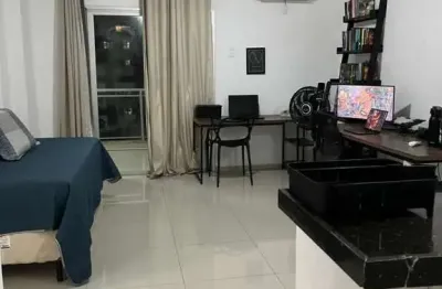 Quarto e sala disponível para venda á 50m da praia de cruz das almas