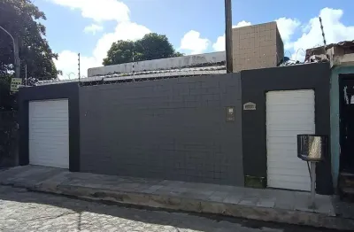Casa com 3 dormitórios sendo 1 suíte + área gourmet com piscina no bairro do barro duro - 160m²