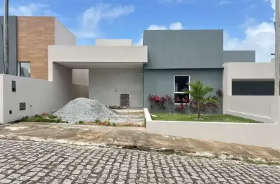 Casa com 3 dormitórios sendo 2 suítes em condomínio fechado - 105m²