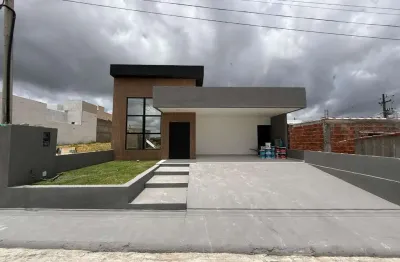Casa em condomínio fechado com 3 dormitórios sendo 1 suíte e 1 reversível - 110m²
