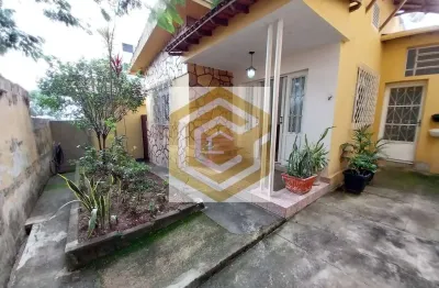 Casa com 3 quartos para alugar na Santa Inês, Belo Horizonte 