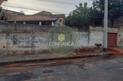 Casa com 2 quartos à venda no Jardim Vitória, Belo Horizonte 