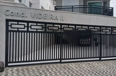 Casa de condominio frente a 200 metros da pria na vila mirin