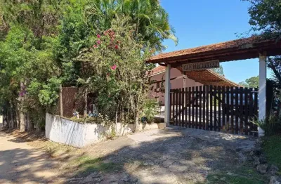 Excelente chacara em atibaia a 200 metros  do asfalto