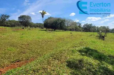 Chácara / sítio com 1 quarto à venda na Área Rural de Uberlândia, Uberlândia 